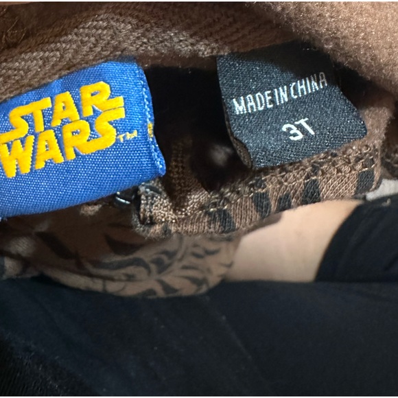 Bundle of boys star Wars Chewbacca sweater and black Star Wars t shirt size 3t - Picture 7 of 10